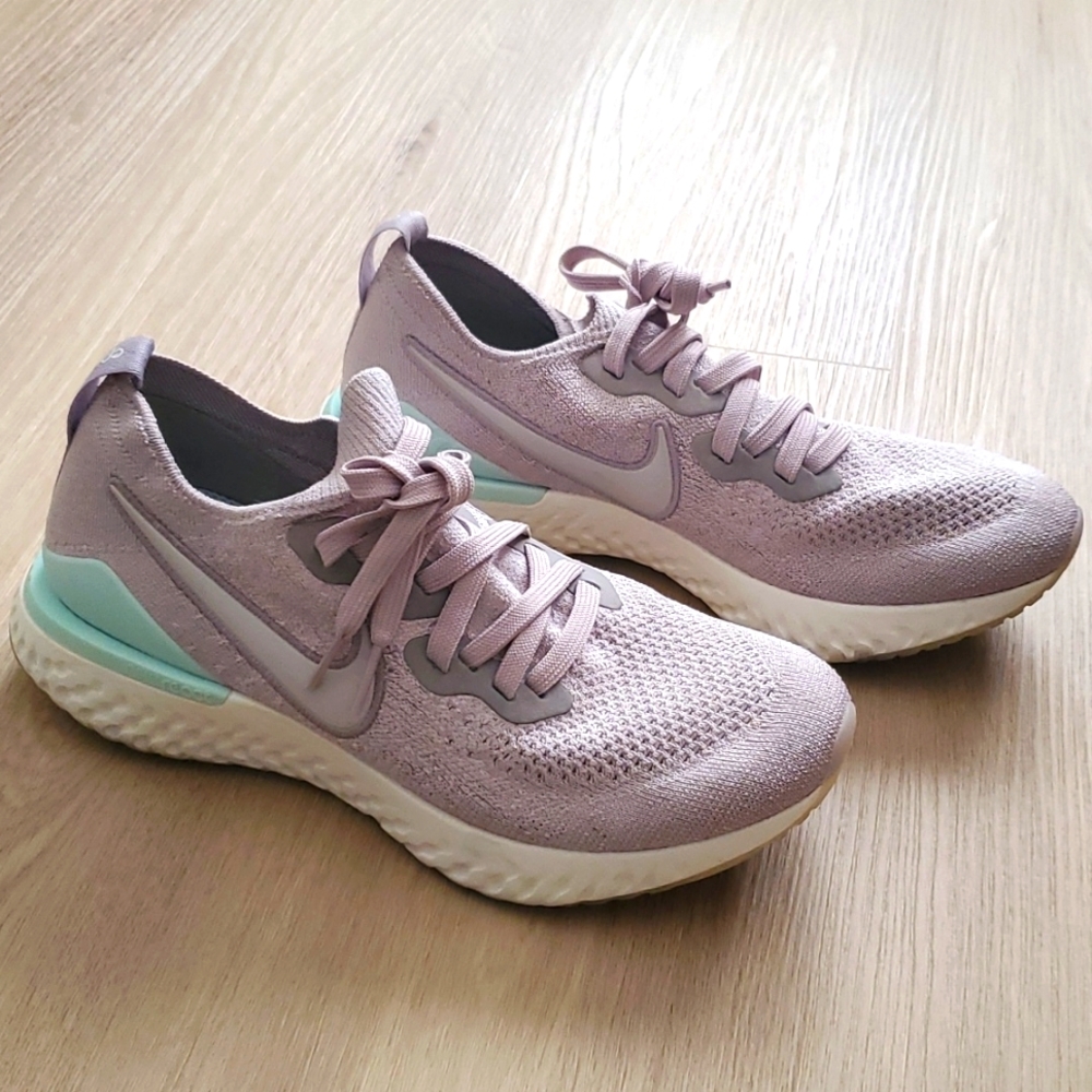 Nike Epic FlyKnit  React Sneaker